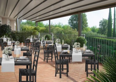 Fegurð Gardavatns Jóga og sjálfsrækt Hotel Riva del Sole Terrace Restaurant