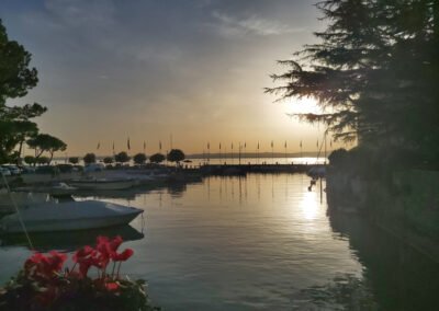 Fegurð Gardavatns Jóga og sjálfsrækt Sirmione